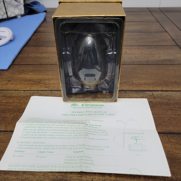 Mr Christmas Porcelain Hinged Musical Egg W Stand Tested Works Instructions, Box - Picture 11 of 12